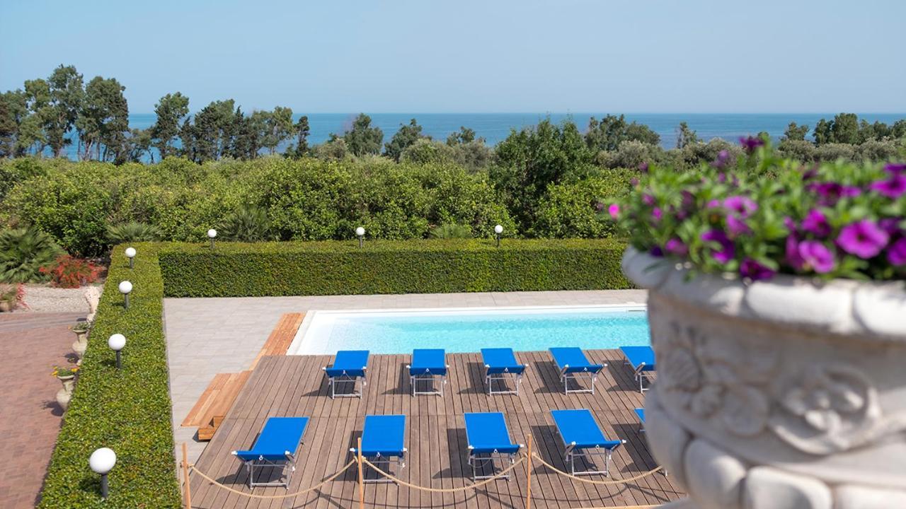 Zahra Agriturismo Acireale Bagian luar foto